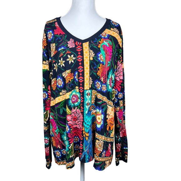 Johnny Was Janie Favorite Long Sleeve V-Neck Tee Floral Parrot Print XL - Picture 2 of 5